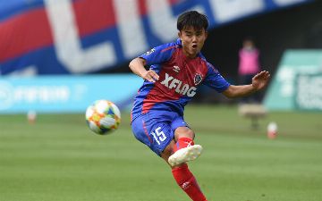 Футболист «Реала» забил за молодежную сборную Японии между ног четверым противникам (видео)