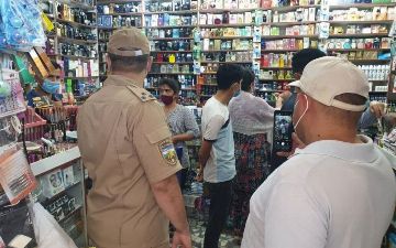 В одном из городов Узбекистана усилили карантинные меры на рынках 