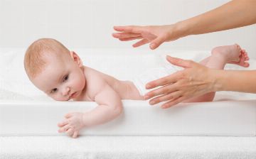 Что делать, если ребенок упал с высоты? Рассказывает педиатр из Узбекистана