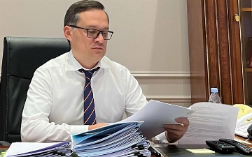 Школьники Узбекистана будут учиться по новым учебникам