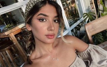 «Не понимаю, что вы делаете»: Лео 17 пригрозила своим подписчикам