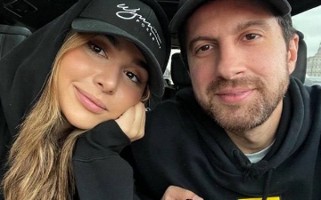 После новости о разводе: Амиран Сардаров прилетел в Ташкент