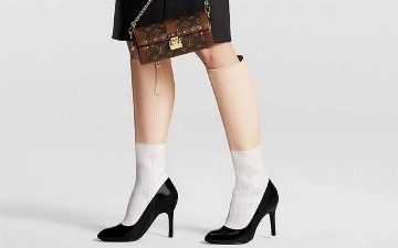 Louis Vuitton выпустили сапоги имитирующие человеческие ноги