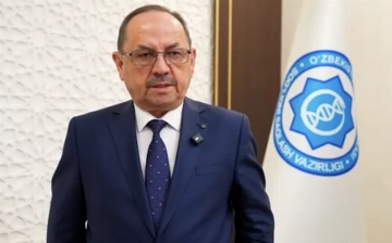 После массового отравления в Ташкентской области в больницах остаются почти 700 детей