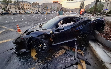 Ferrari рэпера Navai разбит в центре Москвы