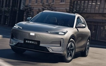 Geely запустит продажи нового электромобиля Galaxy E5