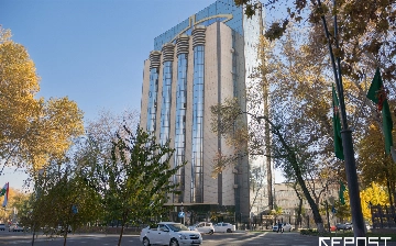 В Узбекистане планируют отменить «зарплатное рабство» и внедрить переводы на карты по номеру телефона