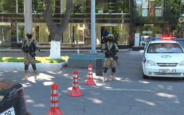 В Узбекистане число зараженных приблизилось к 16 500