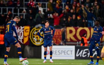 Фанаты «Ромы» наехали на футболистов после их поражения норвежцам - видео 