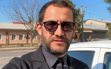 Джахонгир Отажонов показал, как проводит время с детьми