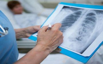 Узнали, сколько узбекистанцев заболели пневмонией за сутки