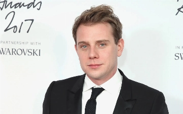 Джонатан Андерсон покидает пост креативного директора Loewe