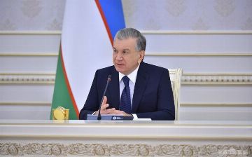 «Меня беспокоит выполнение этих указов и постановлений, то, как хокимы организуют работу в этом направлении», - Президент раскритиковал реализацию указов в системе образования и здравоохранения 