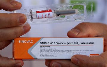 Китай признал низкую эффективность своей вакцины