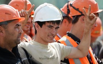 Узбекистан утвердил соглашение с Казахстаном о защите прав трудовых мигрантов