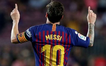 «Барселона» не сможет изъять номер Месси из обращения в знак уважения  