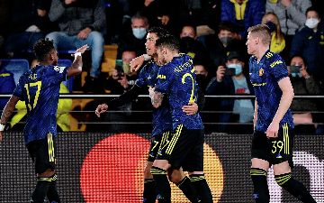 Без Сульшера лучше: «МЮ» одержал первую за четыре матча победу - видео 