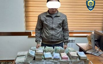 В Сурхандарье сотрудник банка спустил деньги пенсионеров в онлайн-казино