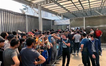 В 2022-м мигрантам в России выдадут бессрочную IT-карту