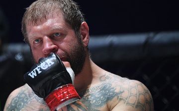 Емельяненко подерётся с Джеффом Монсоном на голых кулаках 