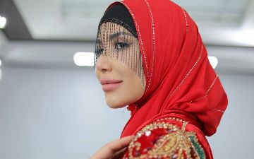 Манзура рассказала, по какой причине она перестала быть «гламурной звездой» – видео