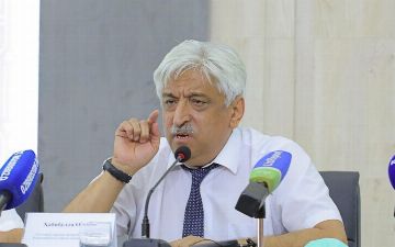 «Требование ношения медицинской маски не отменено», - Акилов