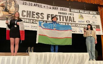 Шахматистка из Узбекистана завоевала золото на Чемпионате мира по блицу