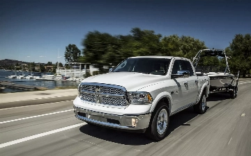 Stellantis отзовет около 80 тысяч автомобилей RAM 1500 и Jeep Grand Cherokee