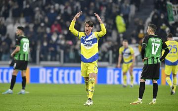 Мартинелли получил 2 желтые за минуту, «Ювентус» дома переиграл «Сассуоло» — обзор матчей