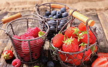 Названа ягода, помогающая мужчинам похудеть 