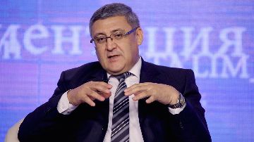 «Мы планируем возобновить традиционную форму обучения с начала учебного года, однако не исключаем возможности и дистанционного образования», - Минвуз