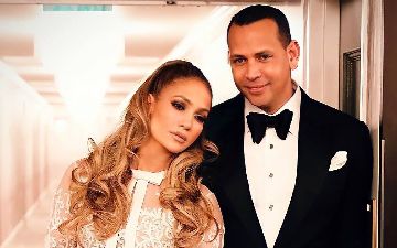 «Они пытались сохранить отношения»: Дженнифер Лопес и Алекс Родригес расстались?