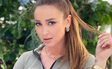 Ольга Бузова пришла в монастырь с голым животом и непокрытой головой — фото