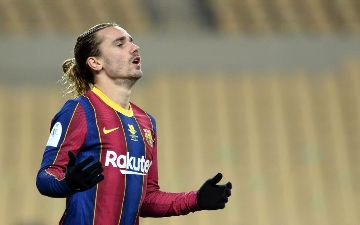 У «Барселоны» и «Атлетико» не получается договориться об обмене Гризманна на Сауля 