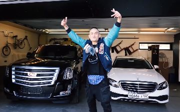 Показываем, какие машины есть в гараже у Моргенштерна