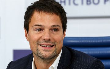 Актер Данила Козловский показал двухлетнюю дочь — фото