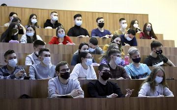 Вернувшиеся в Узбекистан из Украины студенты начали переводиться в местные вузы 