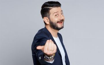 Михаил Галустян изменил только одну деталь в своей внешности, но изменился до неузнаваемости – видео