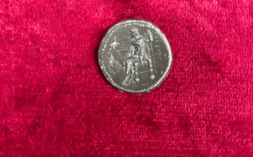 Китаец пытался вывезти из Узбекистана монету времен Александра Македонского 