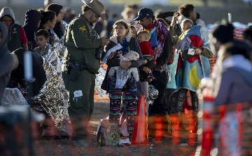 США удвоят усилия по выявлению и депортации нелегалов