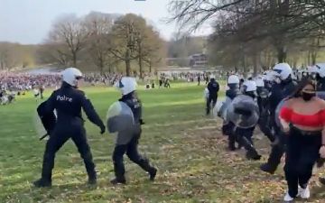 В Брюсселе первоапрельская шутка обернулась массовыми беспорядками