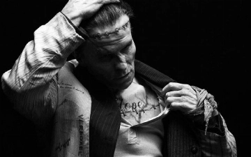 Появился первый кадр Кристиана Бейла в роли Франкенштейна