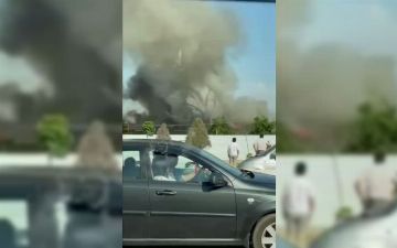 В Сергелийском районе загорелось домохозяйство