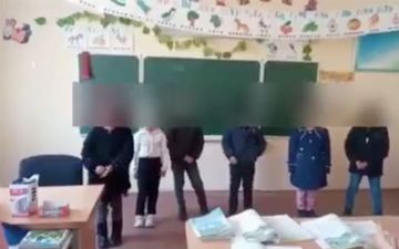 В Намангане уволили классрука за то, что она публично пристыдила учеников