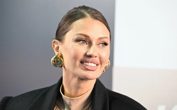 Кто из знаменитостей родился 27 ноября