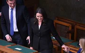 В Венгрии впервые президентом назначена женщина