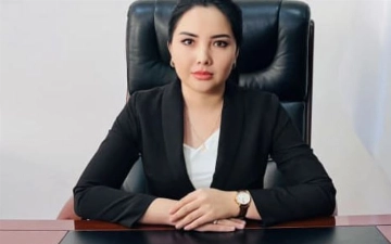 Главу управления ТПП Навоийской области подозревают в мошенничестве и взяточничестве