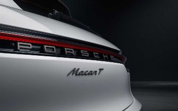 Porsche презентовала новый кроссовер Macan 2023 модельного года — фото