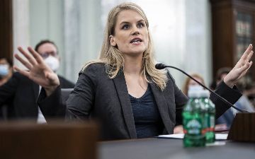 Экс-сотрудница Facebook Фрэнсис Хауген раскрыла секретные документы компании и попала в рейтинг Forbes