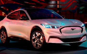Ford снова отзывает свои электромобили